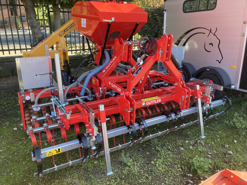 Guttler Greenmaster 300 - Maquinaria de siembra: foto 1 Guttler Greenmaster 300 - Maquinaria de siembra: foto 1