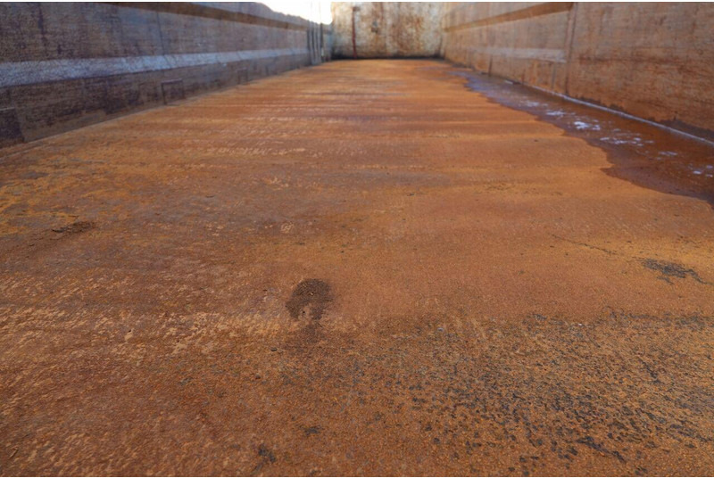 Semirremolque volquete Bodex WYWROTKA 65 M3 / STALOWA / DO ZŁOMU / OŚ PODNOSZONA / DRZWI BOCZ: foto 17 Semirremolque volquete Bodex WYWROTKA 65 M3 / STALOWA / DO ZŁOMU / OŚ PODNOSZONA / DRZWI BOCZ: foto 17