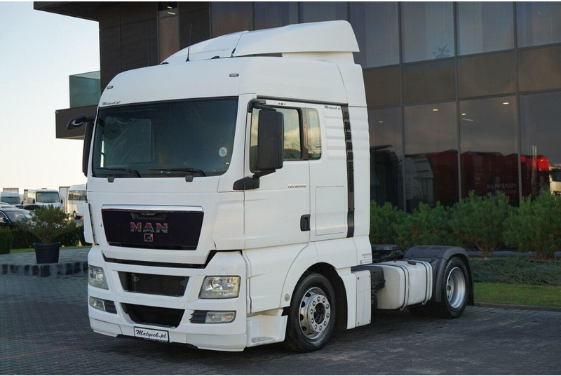 MAN TGX 18.440 / XLX / MEGA / MANUAL / LOW DECK - Cabeza tractora: foto 4 MAN TGX 18.440 / XLX / MEGA / MANUAL / LOW DECK - Cabeza tractora: foto 4