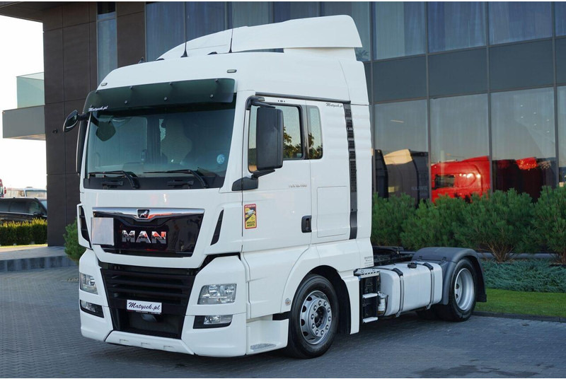 MAN TGX 18. 460 / MEGA / LOWDECK / REGULOWANE SIODŁO / NAVI - Cabeza tractora: foto 4 MAN TGX 18. 460 / MEGA / LOWDECK / REGULOWANE SIODŁO / NAVI - Cabeza tractora: foto 4
