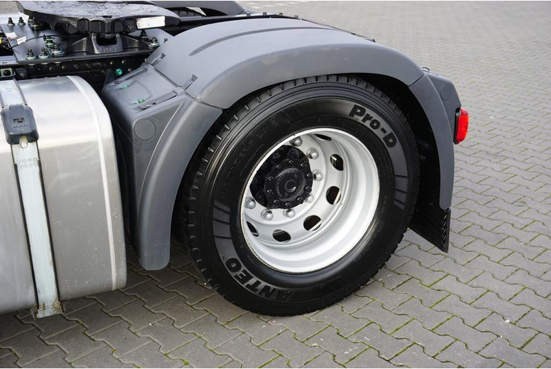 Leasing de MAN TGX / 18.520 / EURO 6 / GX / ACC / RETARDER / I – COOL MAN TGX / 18.520 / EURO 6 / GX / ACC / RETARDER / I – COOL: foto 20 Leasing de MAN TGX / 18.520 / EURO 6 / GX / ACC / RETARDER / I – COOL MAN TGX / 18.520 / EURO 6 / GX / ACC / RETARDER / I – COOL: foto 20