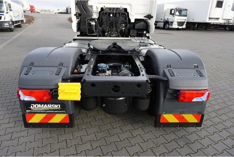 Leasing de MAN TGX / 18.520 / EURO 6 / GX / ACC / RETARDER / I – COOL MAN TGX / 18.520 / EURO 6 / GX / ACC / RETARDER / I – COOL: foto 17 Leasing de MAN TGX / 18.520 / EURO 6 / GX / ACC / RETARDER / I – COOL MAN TGX / 18.520 / EURO 6 / GX / ACC / RETARDER / I – COOL: foto 17