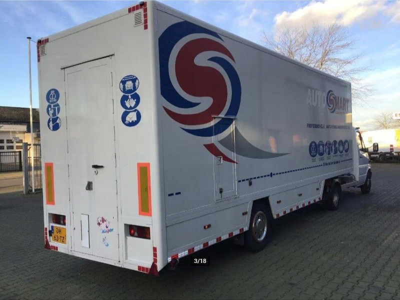 Mercedes-Benz 413 CDI BE Mini Trekker + Workshop Trailer - Cabeza tractora: foto 4 Mercedes-Benz 413 CDI BE Mini Trekker + Workshop Trailer - Cabeza tractora: foto 4