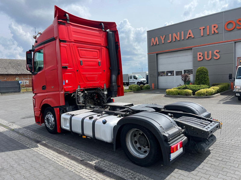 Mercedes-Benz ACTROS 1845 MP4 1.HAND RETARDER XENON LOW DECK - Cabeza tractora: foto 3 Mercedes-Benz ACTROS 1845 MP4 1.HAND RETARDER XENON LOW DECK - Cabeza tractora: foto 3