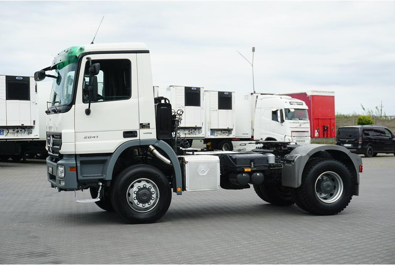 Mercedes-Benz ACTROS / 2041 / 4 X 4 / ALLARD / HYDRAULIKA - Cabeza tractora: foto 3 Mercedes-Benz ACTROS / 2041 / 4 X 4 / ALLARD / HYDRAULIKA - Cabeza tractora: foto 3