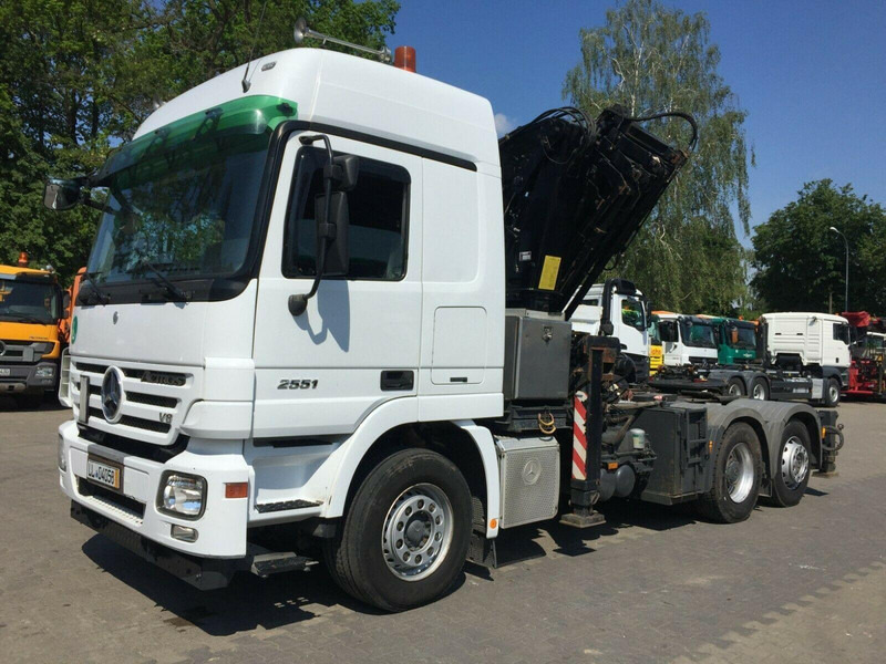 Mercedes-Benz ACTROS 2551 - Cabeza tractora: foto 1 Mercedes-Benz ACTROS 2551 - Cabeza tractora: foto 1