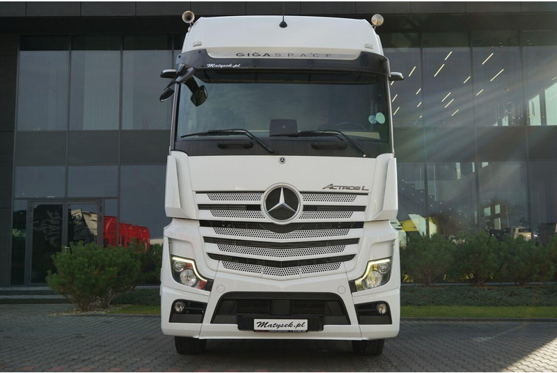 Mercedes-Benz ACTROS L 1851 / GIGA SPACE / RETARDER / 2022 R - Cabeza tractora: foto 3 Mercedes-Benz ACTROS L 1851 / GIGA SPACE / RETARDER / 2022 R - Cabeza tractora: foto 3