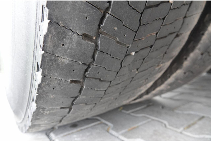 Cabeza tractora Scania R 450 / RETARDER / NISKA KABINA / EKSPRES / PO KONTRAKCIE SERWI: foto 19 Cabeza tractora Scania R 450 / RETARDER / NISKA KABINA / EKSPRES / PO KONTRAKCIE SERWI: foto 19