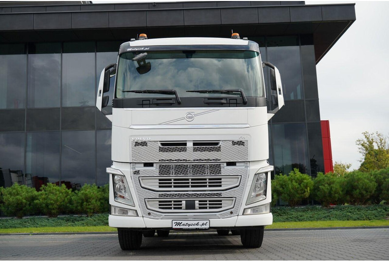 Volvo FH 460 / HYDRAULIKA / NISKA KABINA / OPONY 100 % / 2018 ROK / SP - Cabeza tractora: foto 3 Volvo FH 460 / HYDRAULIKA / NISKA KABINA / OPONY 100 % / 2018 ROK / SP - Cabeza tractora: foto 3