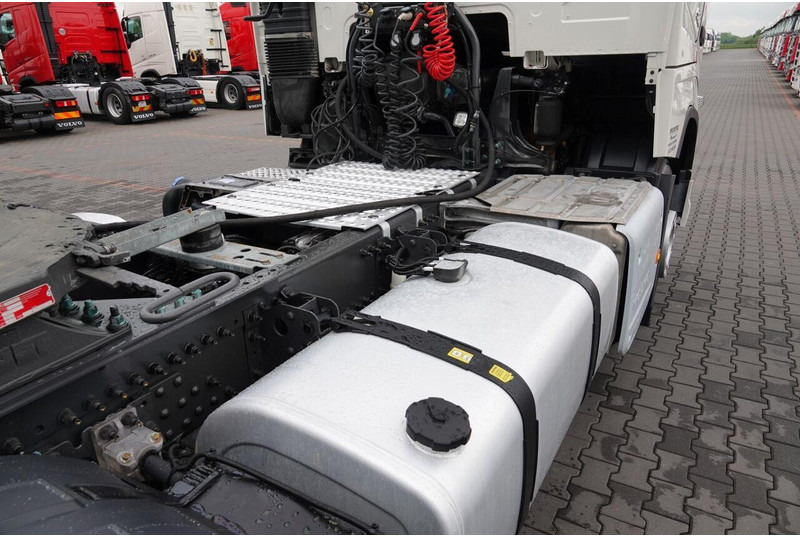 Cabeza tractora Volvo FH 500 / NISKA KABINA / HYDRAULIKA / PO KONTRAKCIE SERWISOWYM: foto 15