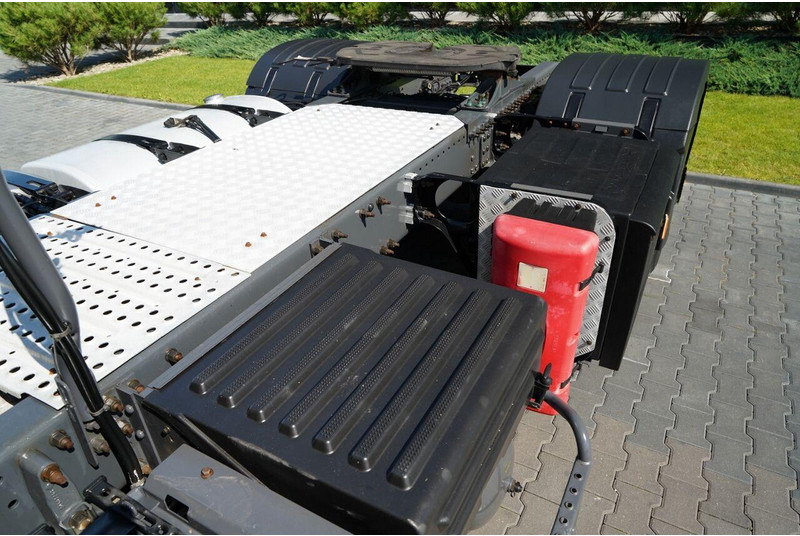 Leasing de Volvo FM 380 / PEŁNY ADR / NISKA KABINA / DZIENNA KABINA / SPROWADZONY Volvo FM 380 / PEŁNY ADR / NISKA KABINA / DZIENNA KABINA / SPROWADZONY: foto 12