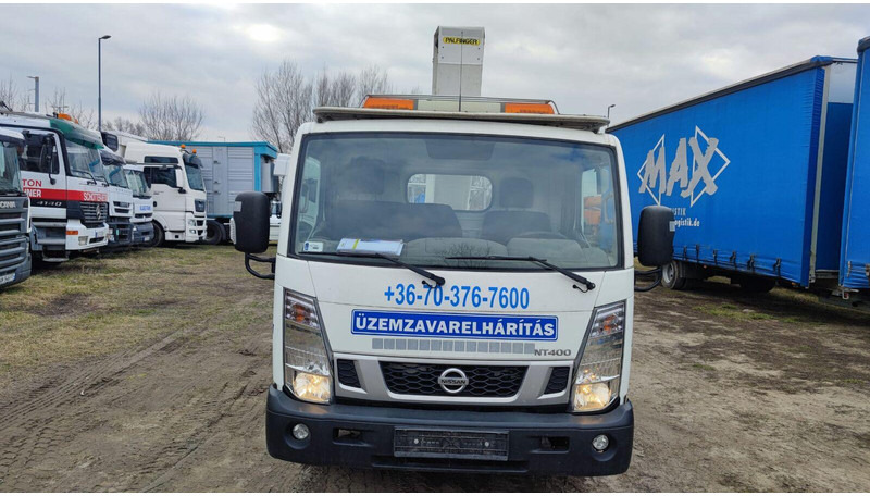 Nissan Cabstar 2,5 tdi - Palfinger P200 TXE - 20m - Camión, Camión grúa: foto 4 Nissan Cabstar 2,5 tdi - Palfinger P200 TXE - 20m - Camión, Camión grúa: foto 4