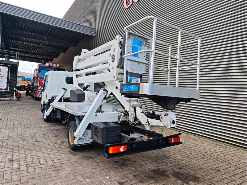 Nissan Cabstar 35.11 - Lifting basket truck - Camión, Camión grúa: foto 4 Nissan Cabstar 35.11 - Lifting basket truck - Camión, Camión grúa: foto 4