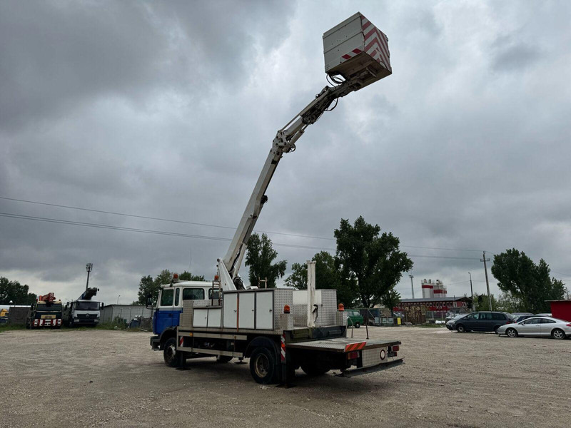 Leasing de Renault Midliner M 150.12 - Lifting Basket 11,5m Renault Midliner M 150.12 - Lifting Basket 11,5m: foto 16 Leasing de Renault Midliner M 150.12 - Lifting Basket 11,5m Renault Midliner M 150.12 - Lifting Basket 11,5m: foto 16