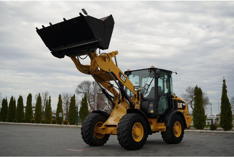 Caterpillar 906M / ŁADOWARKA KOŁOWA / 2019 ROK / ŁYŻKA SZCZĘKOWA / - Cargadora de ruedas: foto 2 Caterpillar 906M / ŁADOWARKA KOŁOWA / 2019 ROK / ŁYŻKA SZCZĘKOWA / - Cargadora de ruedas: foto 2