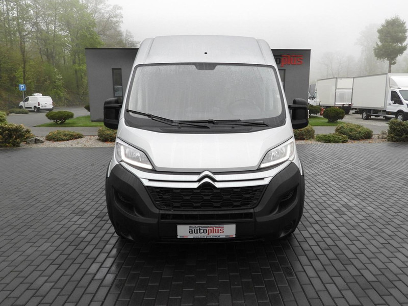 Citroën Jumper FURGON BRYGADÓWKA 7 MIEJSC TEMPOMAT LEDY KLIMATYZACJA - Minibús, Furgoneta de pasajeros: foto 5 Citroën Jumper FURGON BRYGADÓWKA 7 MIEJSC TEMPOMAT LEDY KLIMATYZACJA - Minibús, Furgoneta de pasajeros: foto 5
