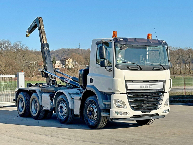 DAF CF 440 * HAKOWIEC * 8x4 * STAN BDB - Camión multibasculante: foto 1 DAF CF 440 * HAKOWIEC * 8x4 * STAN BDB - Camión multibasculante: foto 1