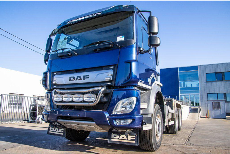 DAF CF 450 - Camión multibasculante: foto 1 DAF CF 450 - Camión multibasculante: foto 1