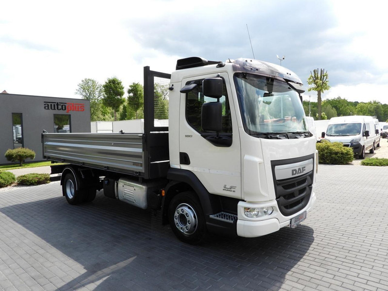 DAF LF 180 WYWROTKA TRÓJSTRONNA TEMPOMAT LEDY AUTOMAT BLIŹNIACZE KO - Camión volquete: foto 4 DAF LF 180 WYWROTKA TRÓJSTRONNA TEMPOMAT LEDY AUTOMAT BLIŹNIACZE KO - Camión volquete: foto 4