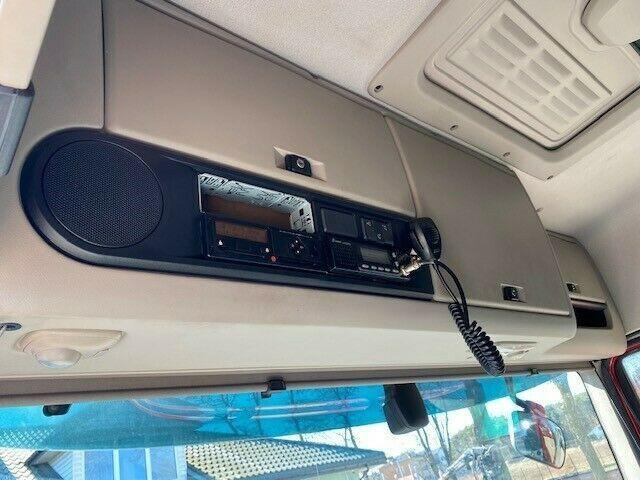 Camión chasis DAF XF 480: foto 16