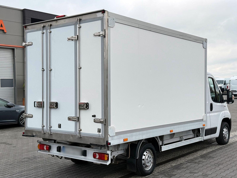 Fiat Ducato Kontener 8ep Chłodnia/Izoterma + 230 V Salon PL SUPER - Furgoneta frigorifica: foto 4 Fiat Ducato Kontener 8ep Chłodnia/Izoterma + 230 V Salon PL SUPER - Furgoneta frigorifica: foto 4