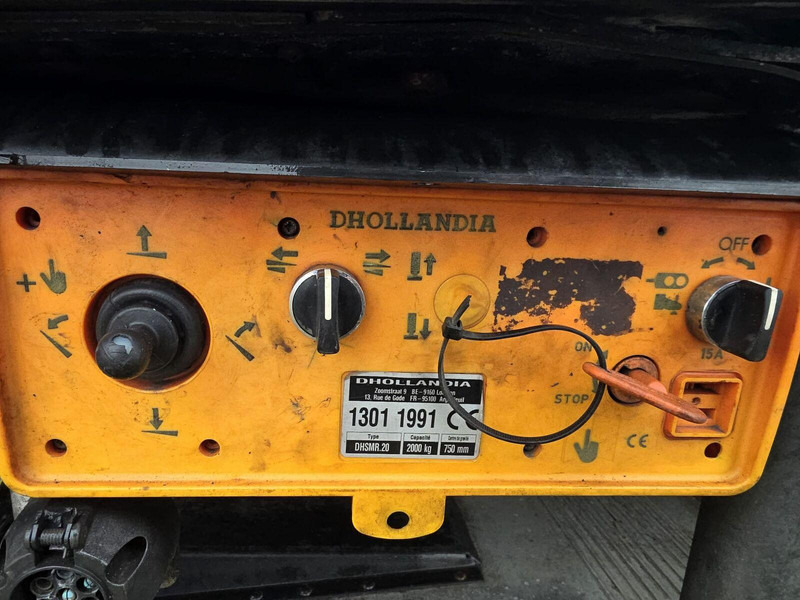 Semirremolque frigorífico Fruehauf Carrier Vector 1950 MT frigo semi-trailer + DHollandia: foto 10