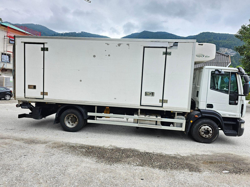 Iveco 160E28 Frigo Carrier Supra 1150MT + Tail lift - Camión frigorífico: foto 4 Iveco 160E28 Frigo Carrier Supra 1150MT + Tail lift - Camión frigorífico: foto 4