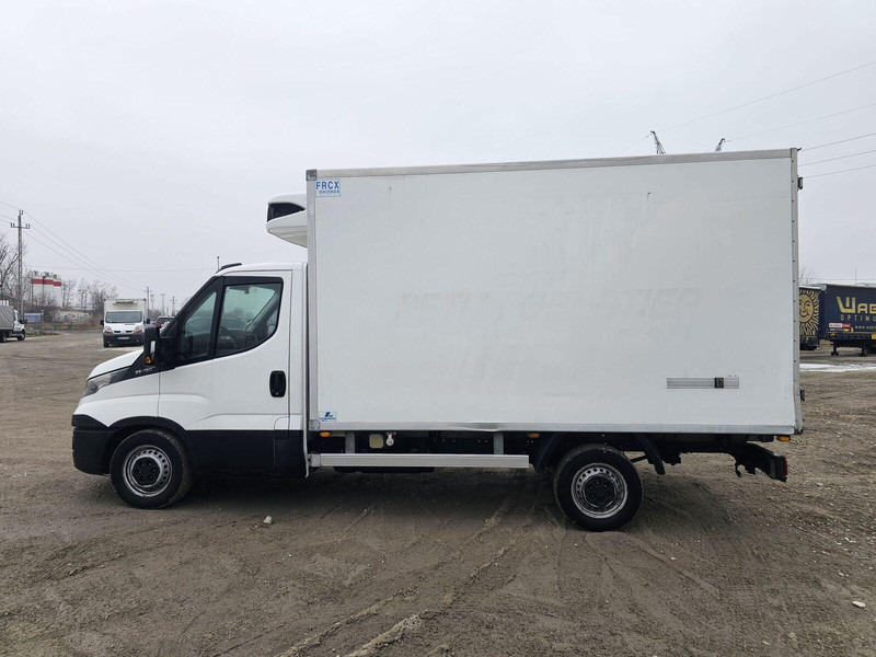Leasing de Iveco 35-130 S - Carrier Pulsor 350 frigo Iveco 35-130 S - Carrier Pulsor 350 frigo: foto 5 Leasing de Iveco 35-130 S - Carrier Pulsor 350 frigo Iveco 35-130 S - Carrier Pulsor 350 frigo: foto 5