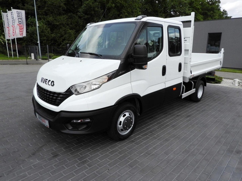 Volquete furgoneta Iveco DAILY 35C14 WYWROTKA PODWÓJNA KABINA DOKA 6 MIEJSC TEMPOMAT BLIŹ: foto 17 Volquete furgoneta Iveco DAILY 35C14 WYWROTKA PODWÓJNA KABINA DOKA 6 MIEJSC TEMPOMAT BLIŹ: foto 17