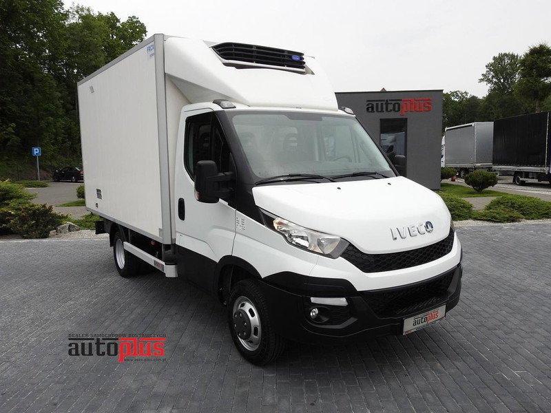 Iveco DAILY 35C15 KONTENER CHŁODNIA -12*C ZASILANIE 230V TEMPOMAT KLIM - Furgoneta frigorifica: foto 1 Iveco DAILY 35C15 KONTENER CHŁODNIA -12*C ZASILANIE 230V TEMPOMAT KLIM - Furgoneta frigorifica: foto 1