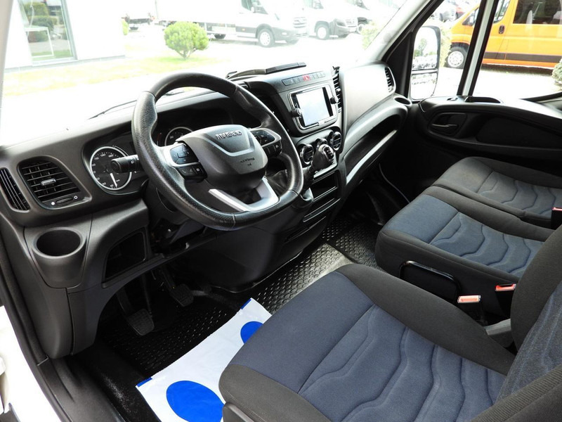 Iveco DAILY 35S18 PLANDEKA 10 PALET WEBASTO TEMPOMAT NAWIGACJA LEDY KL - Furgoneta con caja de lona: foto 2 Iveco DAILY 35S18 PLANDEKA 10 PALET WEBASTO TEMPOMAT NAWIGACJA LEDY KL - Furgoneta con caja de lona: foto 2