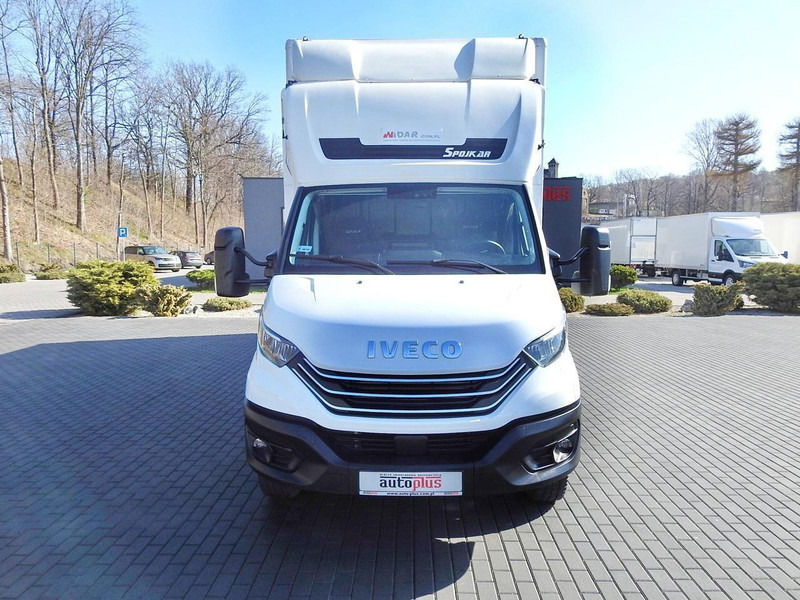 Iveco DAILY 70C18 KONTENER WINDA 14 PALET WEBASTO TEMPOMAT NAWIGACJA L - Camión caja cerrada: foto 5 Iveco DAILY 70C18 KONTENER WINDA 14 PALET WEBASTO TEMPOMAT NAWIGACJA L - Camión caja cerrada: foto 5