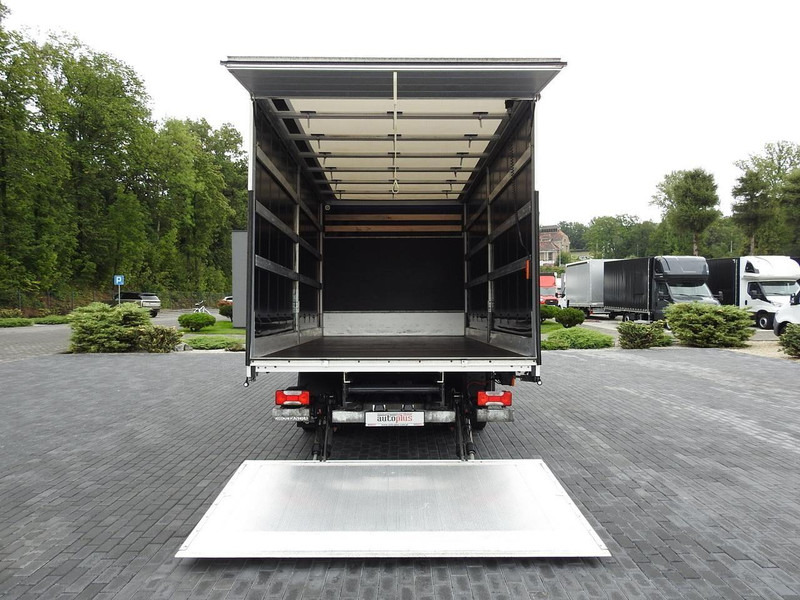 Camión caja cerrada Iveco DAILY 70C18 PLANDEKA WINDA 12 PALET WEBASTO TEMPOMAT BLIŹNIACZE: foto 13 Camión caja cerrada Iveco DAILY 70C18 PLANDEKA WINDA 12 PALET WEBASTO TEMPOMAT BLIŹNIACZE: foto 13