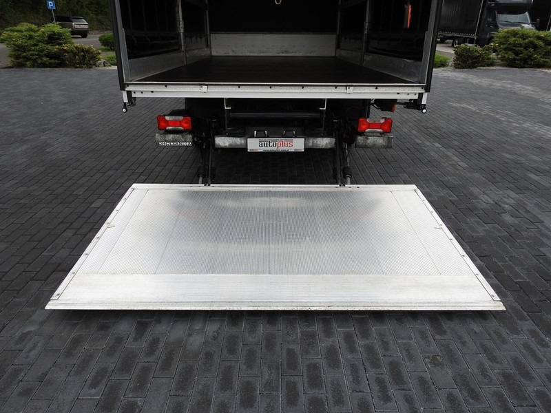 Camión caja cerrada Iveco DAILY 70C18 PLANDEKA WINDA 12 PALET WEBASTO TEMPOMAT BLIŹNIACZE: foto 14 Camión caja cerrada Iveco DAILY 70C18 PLANDEKA WINDA 12 PALET WEBASTO TEMPOMAT BLIŹNIACZE: foto 14