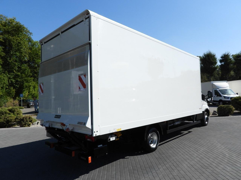 Iveco DAILY 72C18 WINDA 14 PALET TEMPOMAT PNEUMATYKA AUTOMAT HI-MATIC - Furgoneta caja cerrada: foto 3 Iveco DAILY 72C18 WINDA 14 PALET TEMPOMAT PNEUMATYKA AUTOMAT HI-MATIC - Furgoneta caja cerrada: foto 3