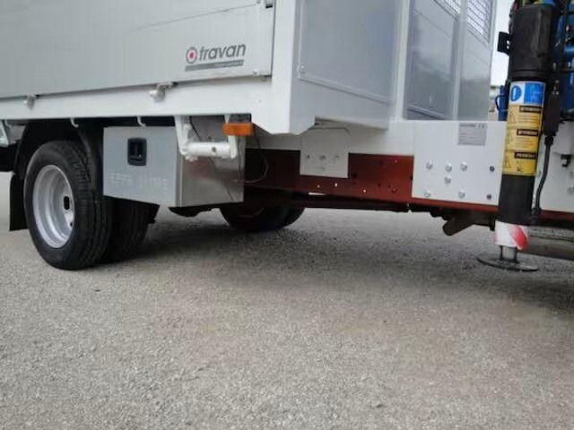 Camión caja abierta, Camión grúa Iveco Daily 35C11 - flatbed+crane: foto 10 Camión caja abierta, Camión grúa Iveco Daily 35C11 - flatbed+crane: foto 10