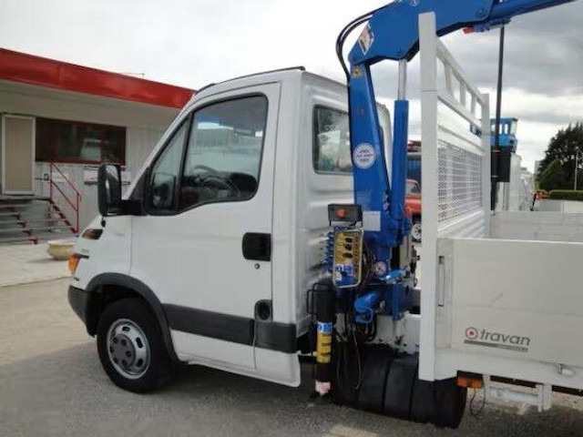 Camión caja abierta, Camión grúa Iveco Daily 35C11 - flatbed+crane: foto 6 Camión caja abierta, Camión grúa Iveco Daily 35C11 - flatbed+crane: foto 6