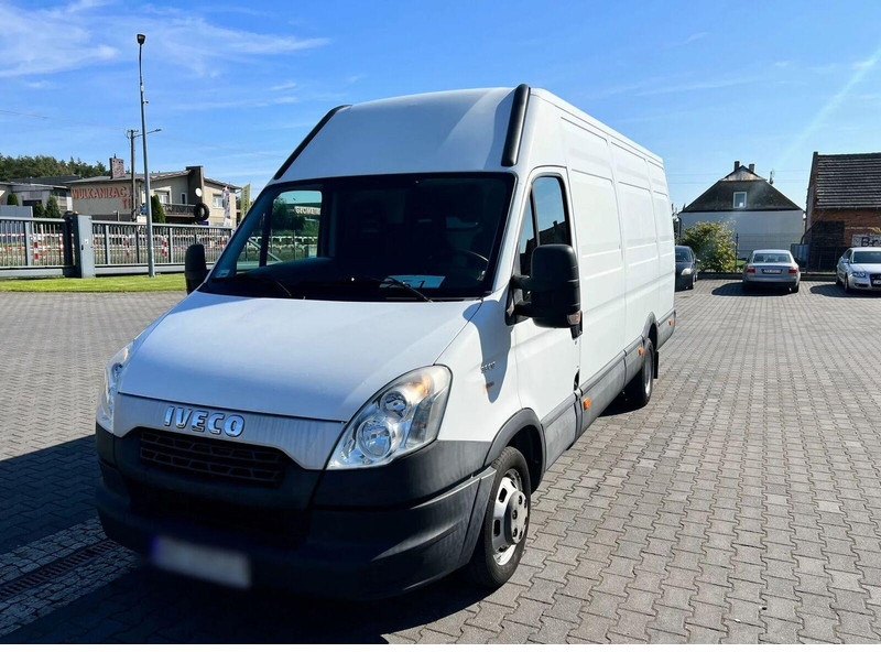 Iveco Daily 35C13 Blaszak L4H3 Long Maxi Max SALON PL - Furgoneta caja cerrada: foto 1 Iveco Daily 35C13 Blaszak L4H3 Long Maxi Max SALON PL - Furgoneta caja cerrada: foto 1