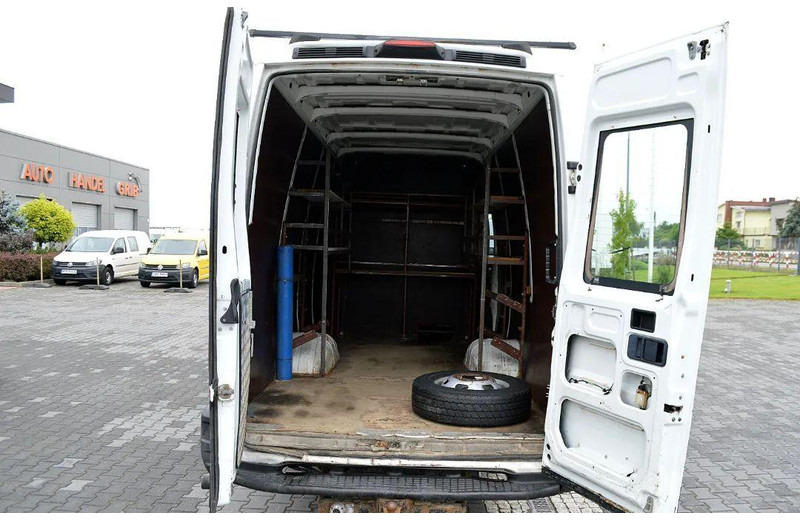 Iveco Daily 35C15 Blaszak L4H2 Brygadówka 6-seater Doka Dubel Cabin - Minibús, Furgoneta de pasajeros: foto 5 Iveco Daily 35C15 Blaszak L4H2 Brygadówka 6-seater Doka Dubel Cabin - Minibús, Furgoneta de pasajeros: foto 5