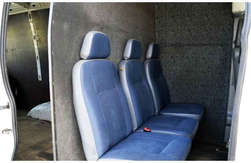 Minibús, Furgoneta de pasajeros Iveco Daily 35C15 Furgon L4H3 Brygadówka 6-seater Doka Doubel Cabin: foto 17 Minibús, Furgoneta de pasajeros Iveco Daily 35C15 Furgon L4H3 Brygadówka 6-seater Doka Doubel Cabin: foto 17