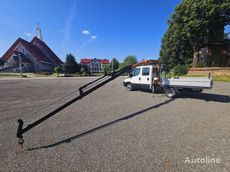 Caja abierta furgoneta, Furgoneta combi Iveco Daily 35c-15 Doka flatbed + crane Effer: foto 19