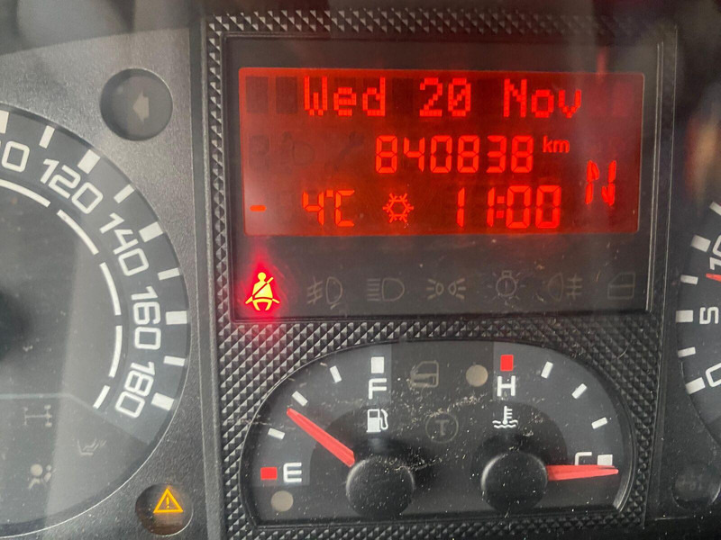 Furgoneta caja cerrada Iveco Daily 40 C 15 - Koffer + DHollandia LBW: foto 14 Furgoneta caja cerrada Iveco Daily 40 C 15 - Koffer + DHollandia LBW: foto 14