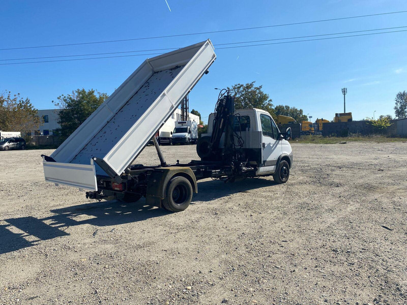 Iveco Daily 65 C 18 - 3 sided Tipper + HIAB 033T Crane - Volquete furgoneta: foto 5 Iveco Daily 65 C 18 - 3 sided Tipper + HIAB 033T Crane - Volquete furgoneta: foto 5