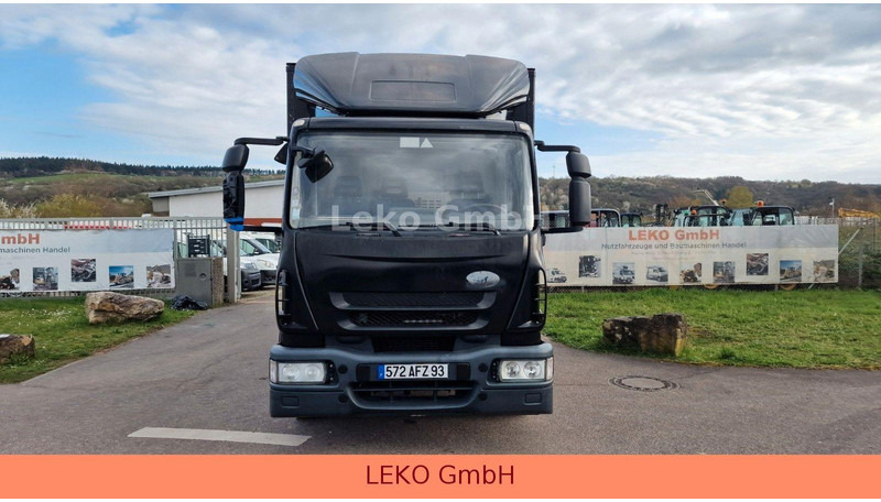 Iveco ML 120 E 18 - Camión caja cerrada: foto 2 Iveco ML 120 E 18 - Camión caja cerrada: foto 2