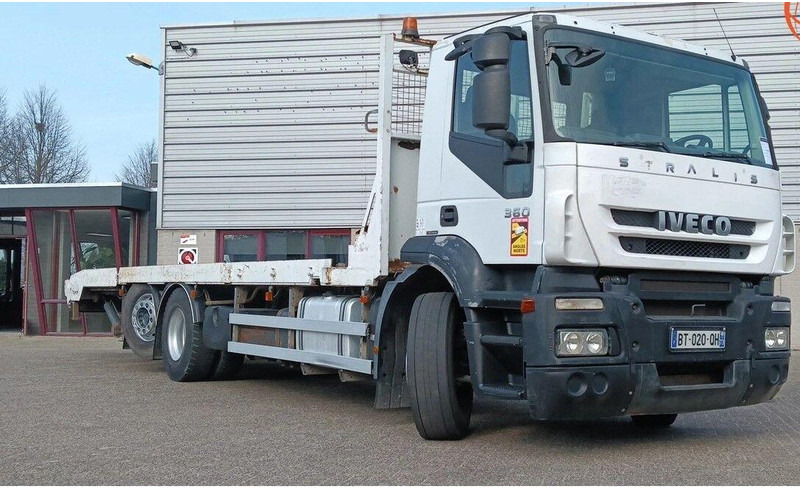 Iveco TGA 33.480 - Machine transporter - Camión portavehículos: foto 3 Iveco TGA 33.480 - Machine transporter - Camión portavehículos: foto 3