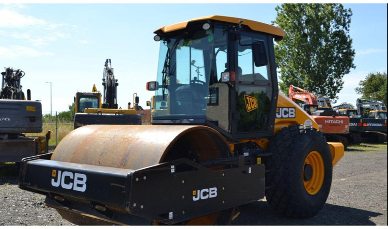 JCB VM116D - Rodillo de neumáticos: foto 5 JCB VM116D - Rodillo de neumáticos: foto 5