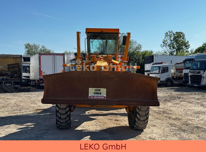 John Deere 770B - Grader: foto 2 John Deere 770B - Grader: foto 2