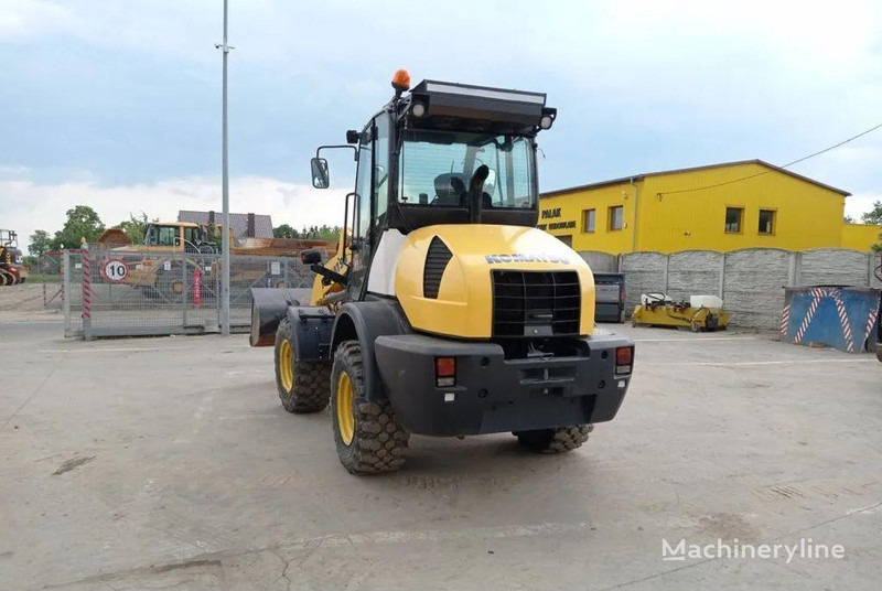 Komatsu WA 90-6 wheel loader - Cargadora de ruedas: foto 3 Komatsu WA 90-6 wheel loader - Cargadora de ruedas: foto 3