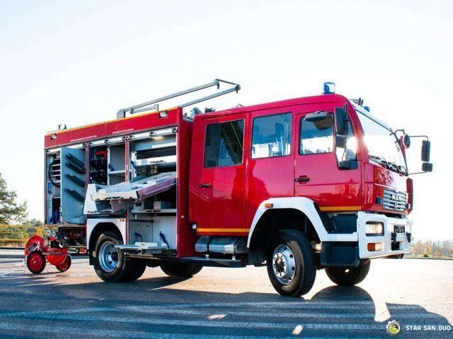 MAN L 80 4x4 Straż Pożarna Firetruck Feuerwehr - Camión de bomberos: foto 4 MAN L 80 4x4 Straż Pożarna Firetruck Feuerwehr - Camión de bomberos: foto 4