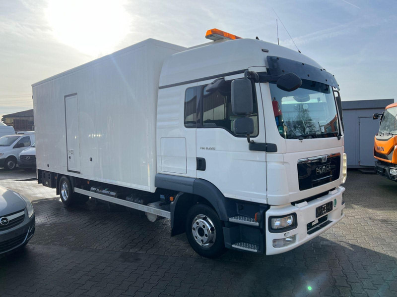 MAN TGL 8.220 Abschlepper*Geschlossen*Aufgelastet* - Camión portavehículos: foto 2 MAN TGL 8.220 Abschlepper*Geschlossen*Aufgelastet* - Camión portavehículos: foto 2